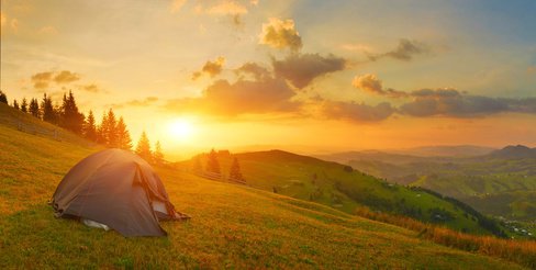 Camping © denis_333 – Fotolia